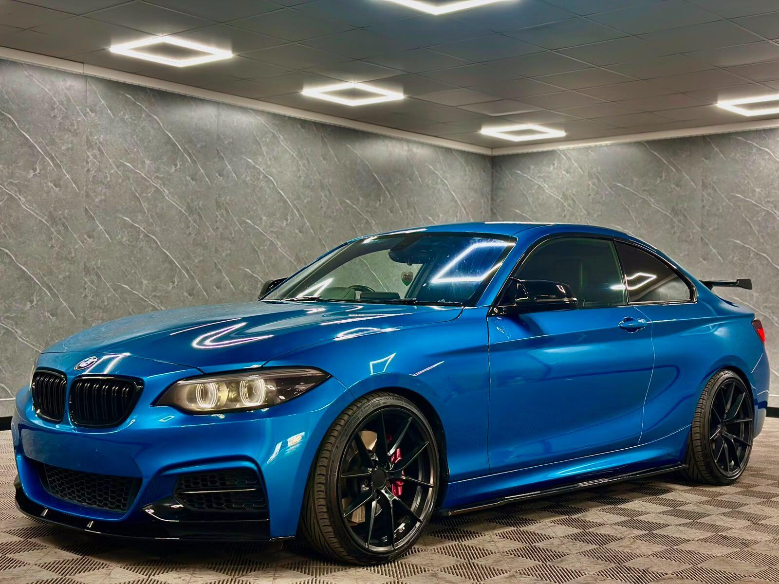 BMW 2 Series secondary view